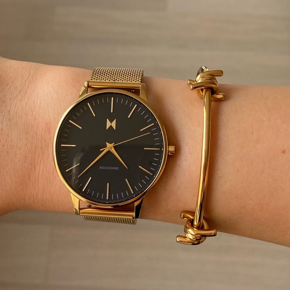 Women’s MVMT Watch - Picture 3 of 5